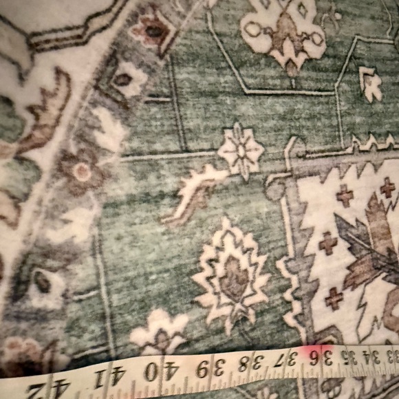 Round Floral Area Rug - Picture 7 of 7